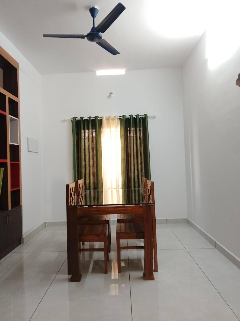 Ashvis Cottage Thekkady Eksteriør billede